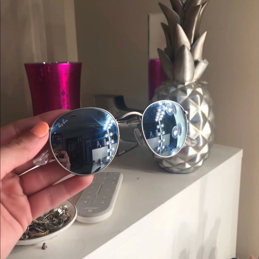 Ray bans - Picture 2 of 4